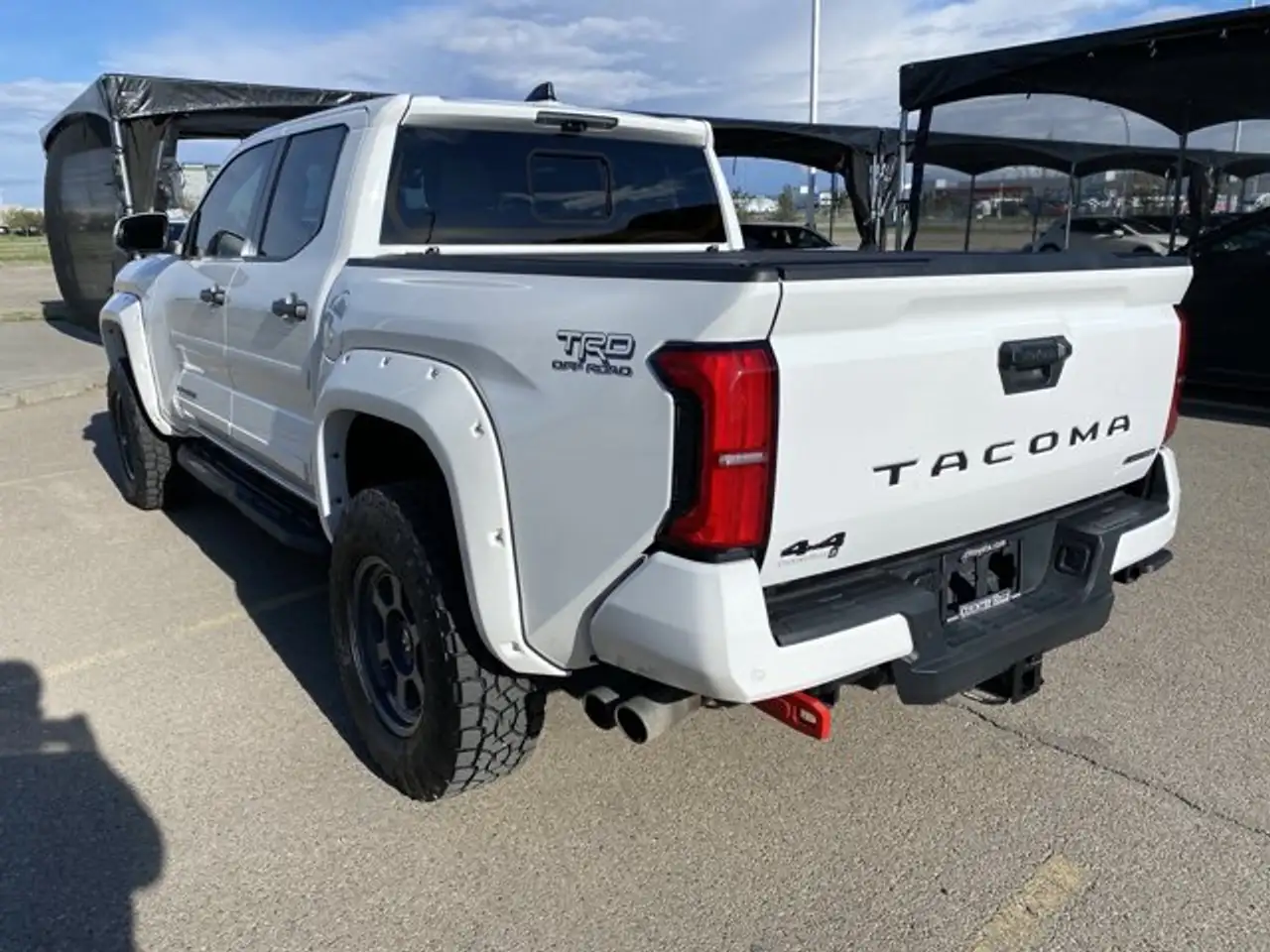 Toyota Tacoma снимка Toyota Tacoma