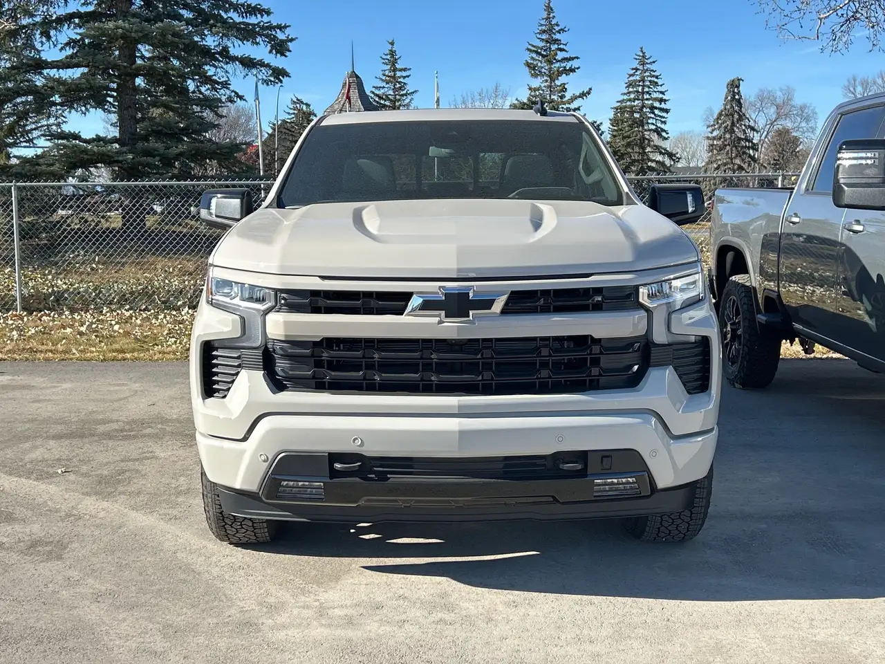 Chevrolet Silverado 1500 снимка Chevrolet Silverado 1500