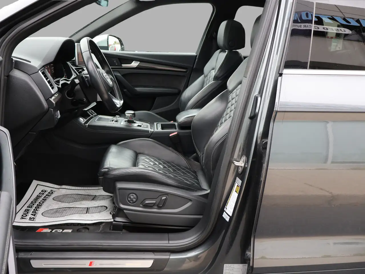 Audi SQ5 снимка Audi SQ5
