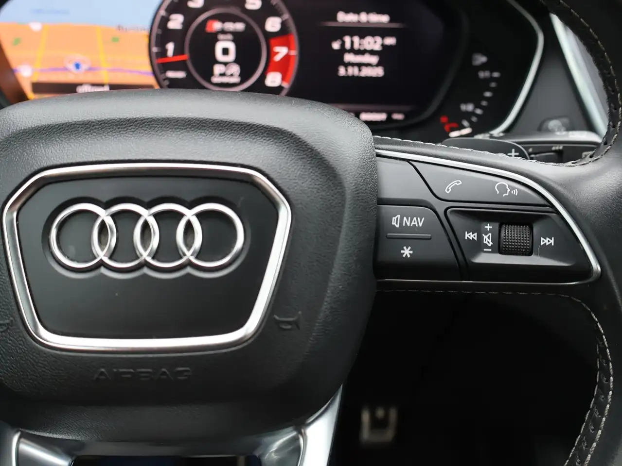 Audi SQ5 снимка Audi SQ5