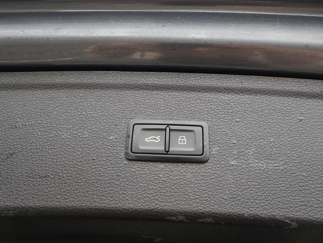 Audi SQ5 снимка Audi SQ5