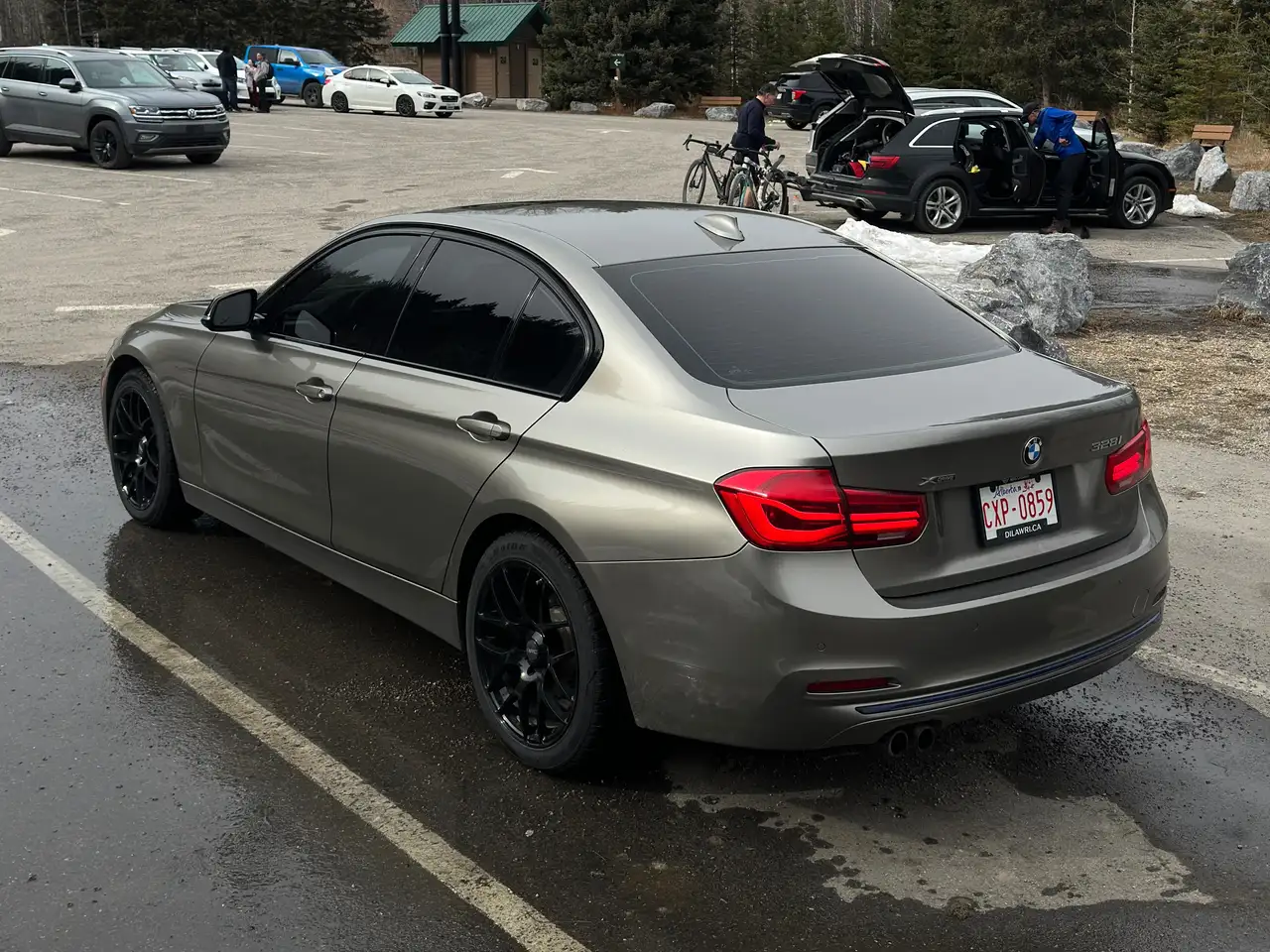 BMW 3 Series снимка BMW 3 Series