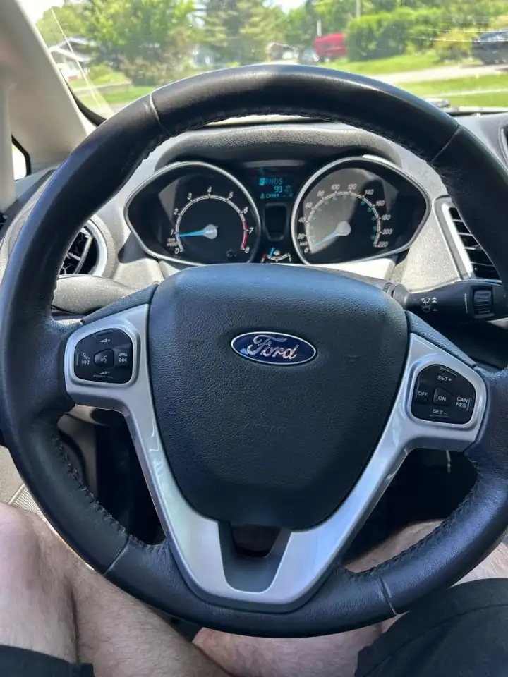 Ford Fiesta снимка Ford Fiesta