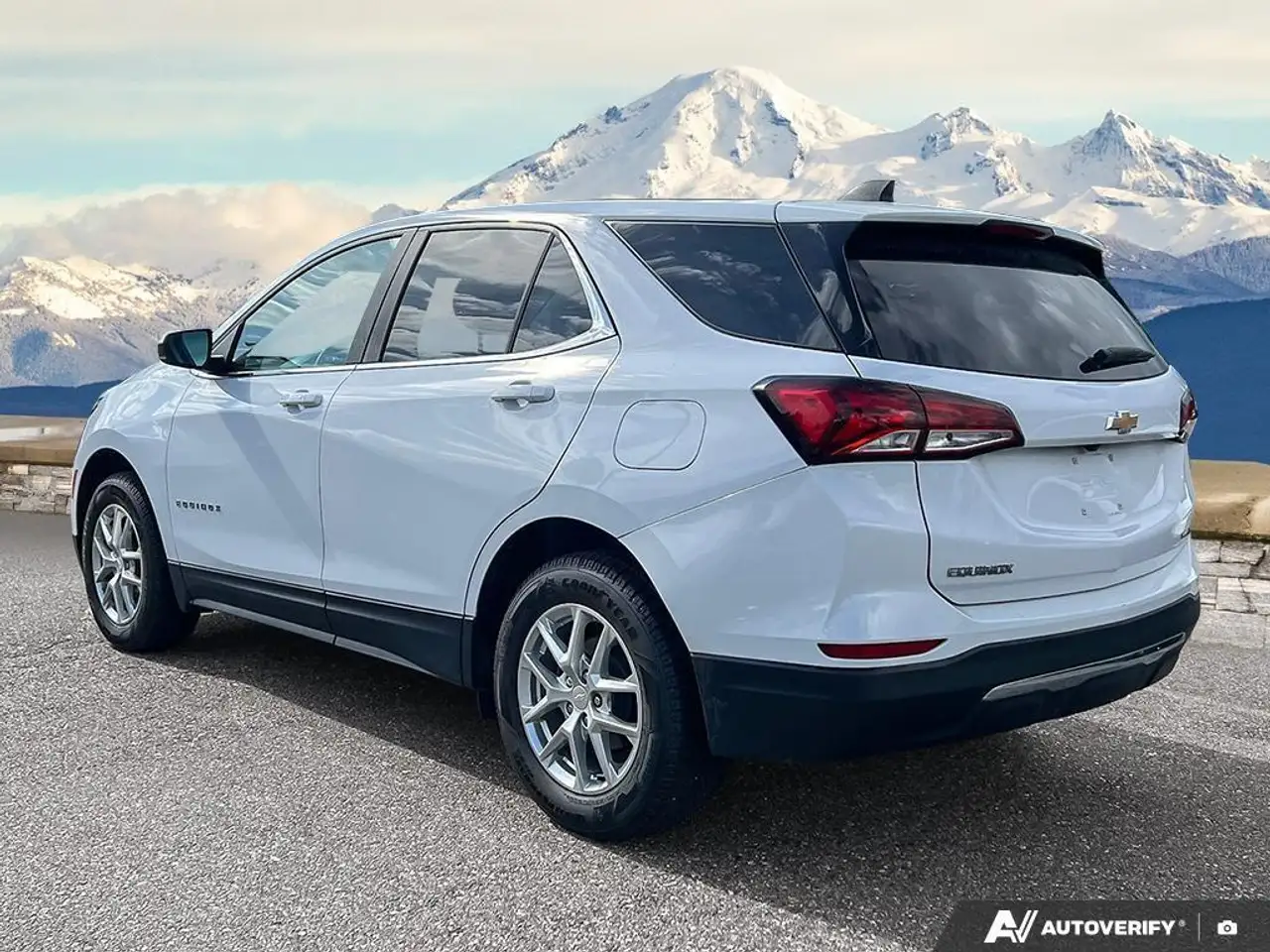 Chevrolet Equinox снимка Chevrolet Equinox