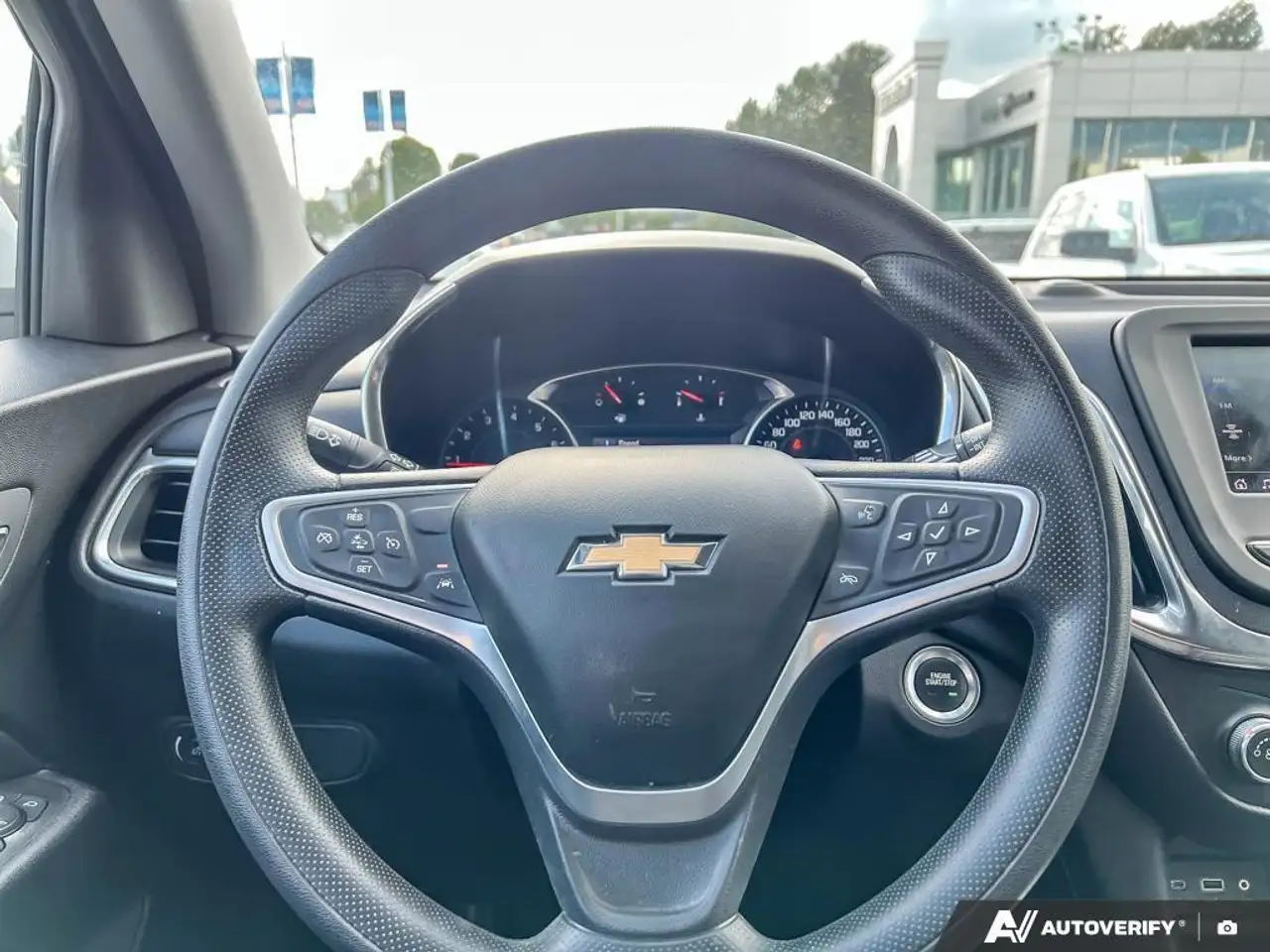 Chevrolet Equinox снимка Chevrolet Equinox