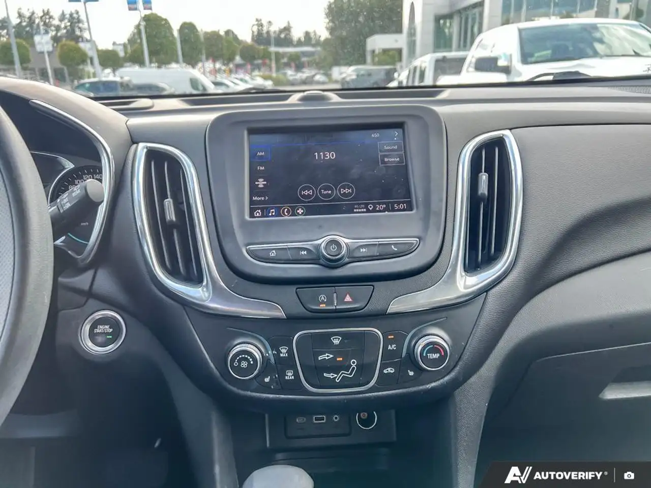 Chevrolet Equinox снимка Chevrolet Equinox