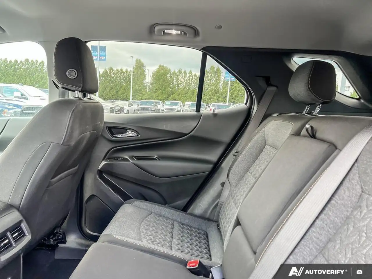 Chevrolet Equinox снимка Chevrolet Equinox