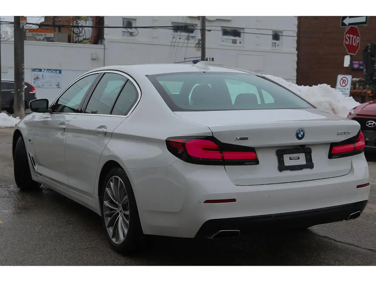 BMW 5 Series снимка BMW 5 Series
