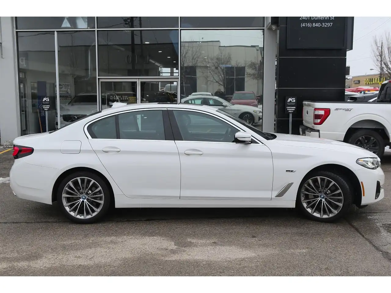 BMW 5 Series снимка BMW 5 Series