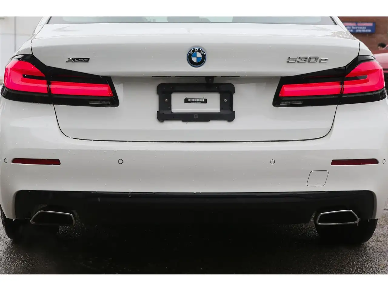 BMW 5 Series снимка BMW 5 Series