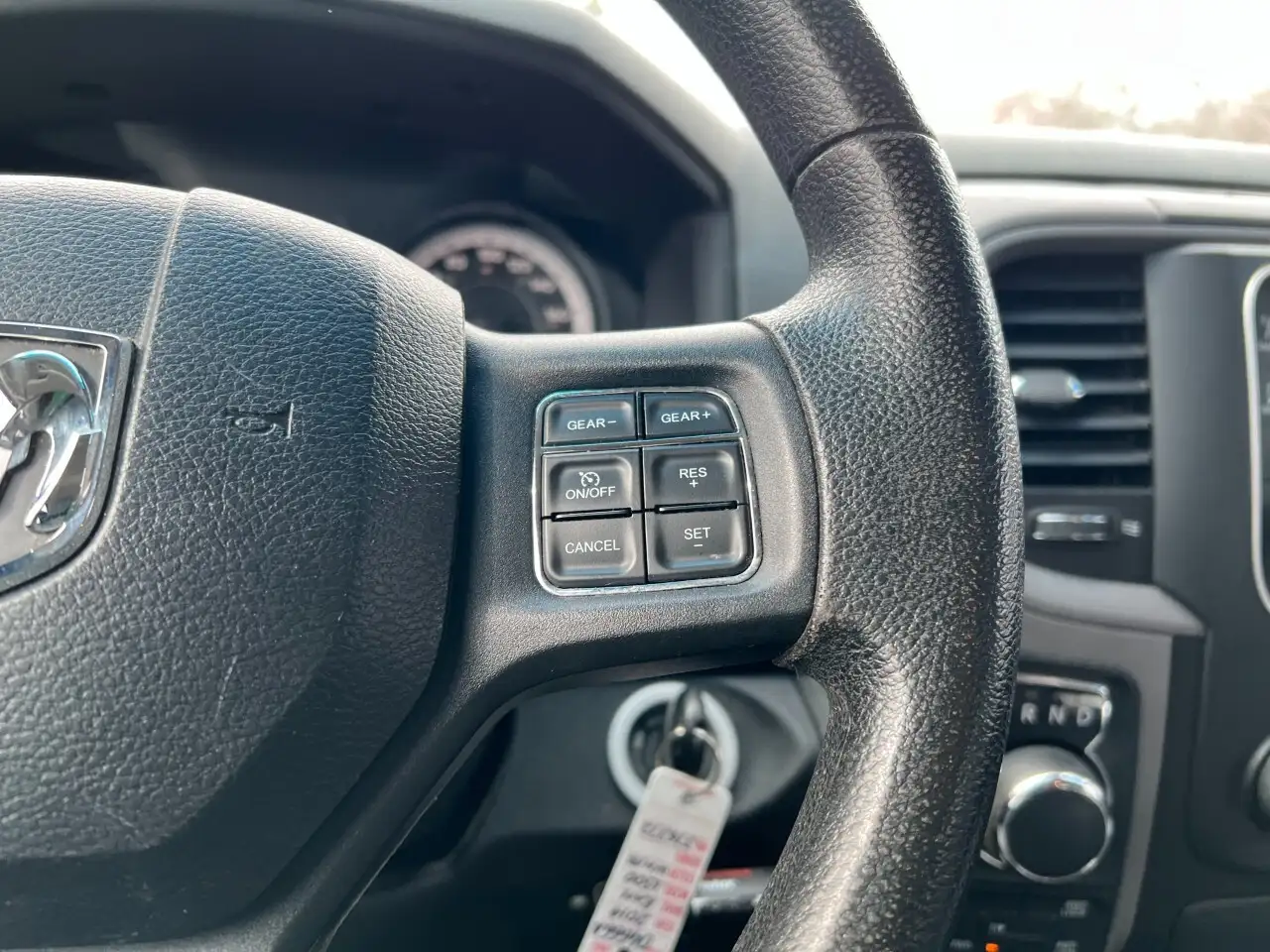 RAM 1500 снимка RAM 1500