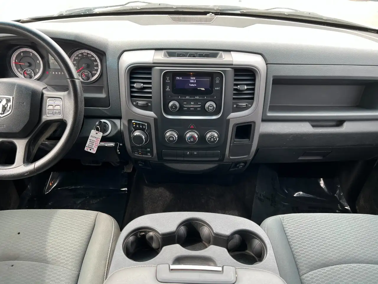 RAM 1500 снимка RAM 1500