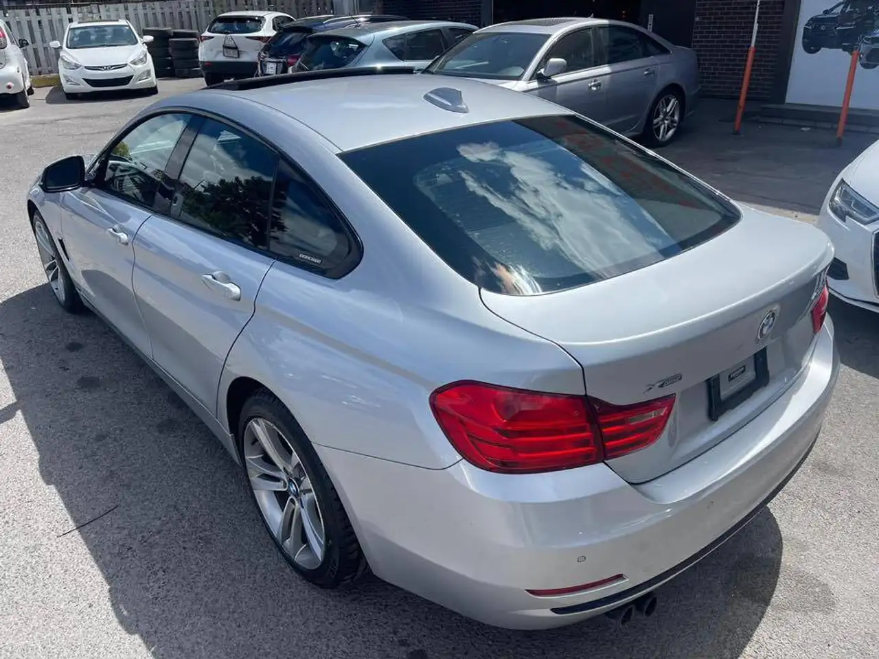 BMW 4 Series снимка BMW 4 Series