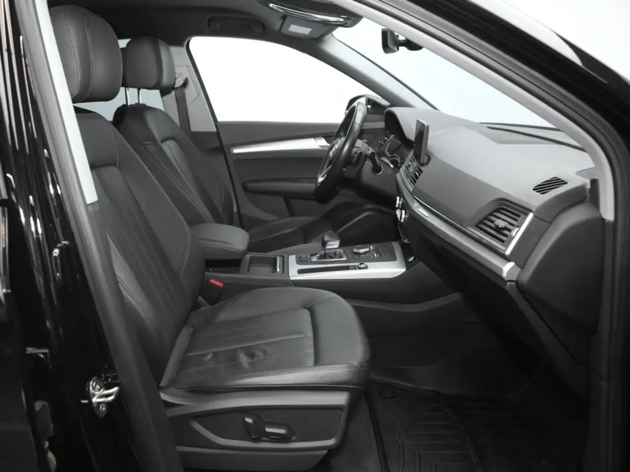 Audi Q5 photo Audi Q5