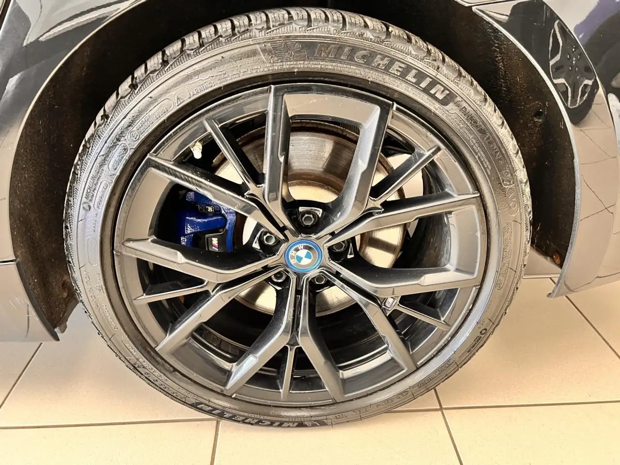 BMW 5 Series fotografie BMW 5 Series