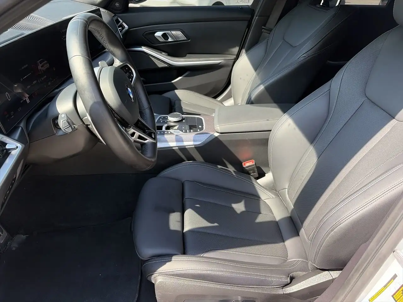 BMW 3 Series photo BMW 3 Series