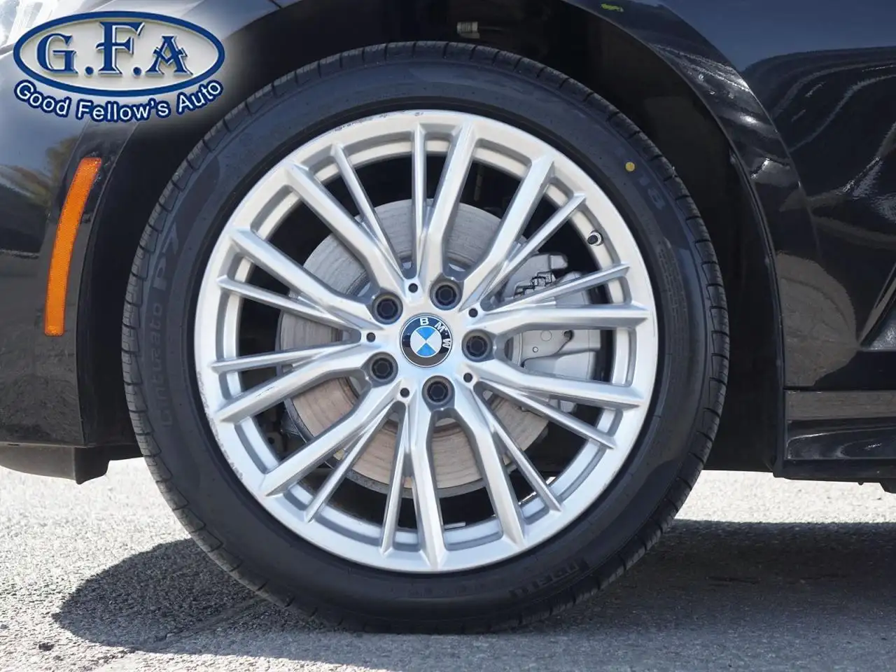 BMW 3 Series photo BMW 3 Series