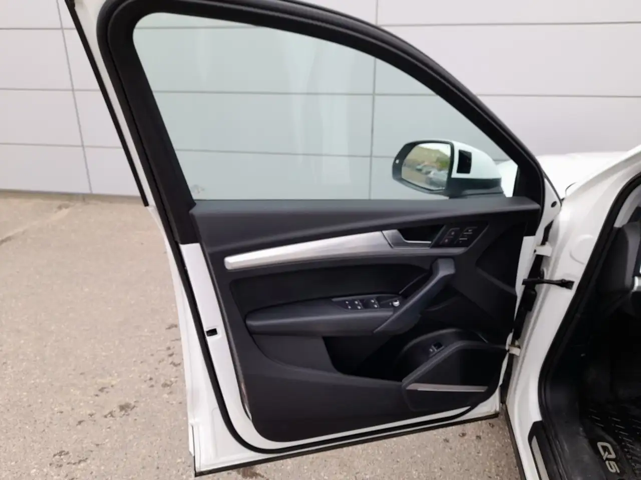 Audi Q5 photo Audi Q5