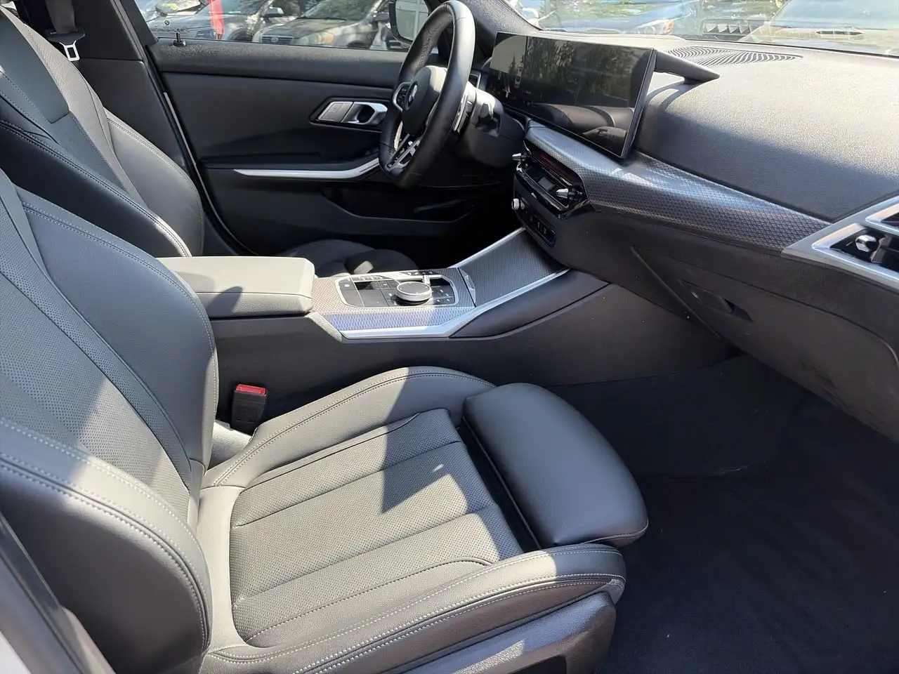 BMW 3 Series photo BMW 3 Series
