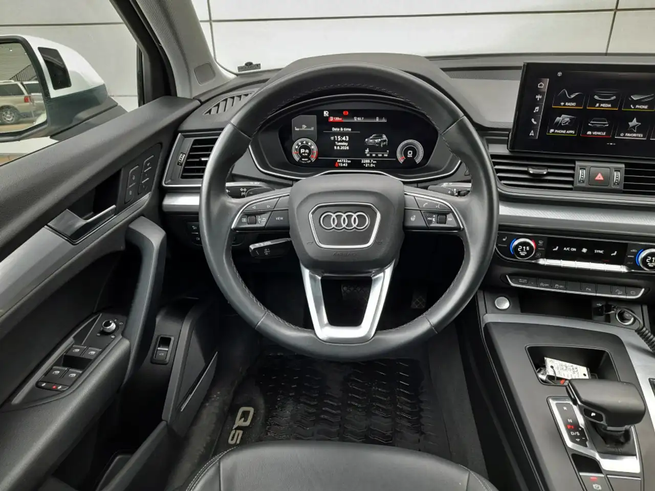 Audi Q5 photo Audi Q5