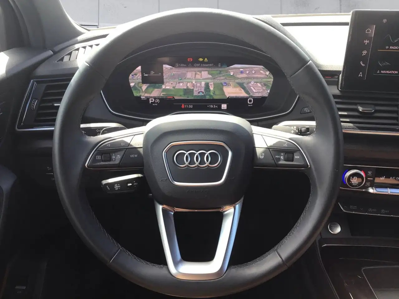 Audi Q5 снимка Audi Q5