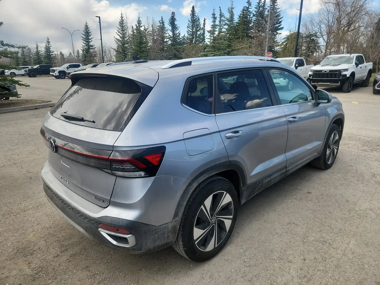 Volkswagen Taos снимка Volkswagen Taos