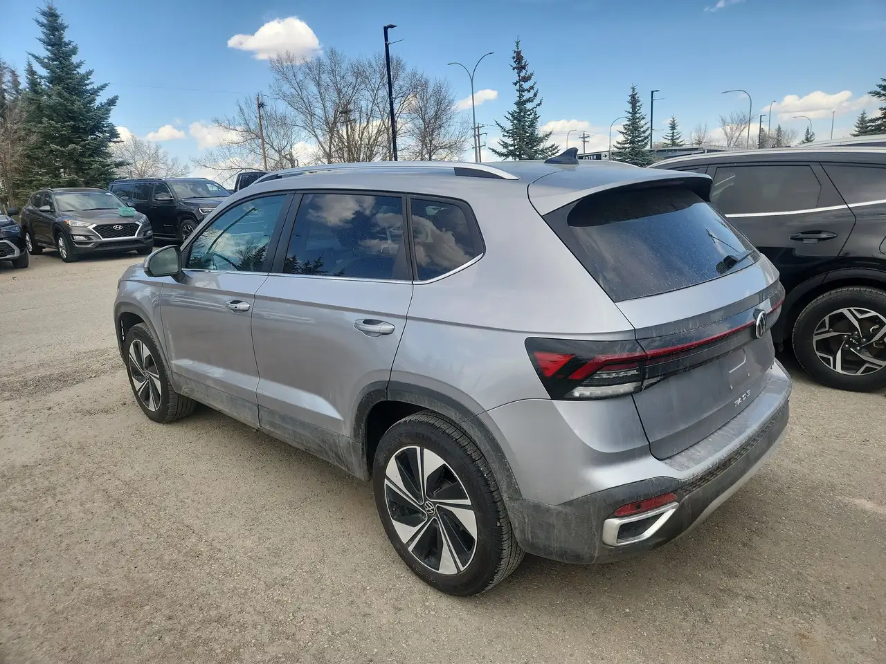 Volkswagen Taos снимка Volkswagen Taos