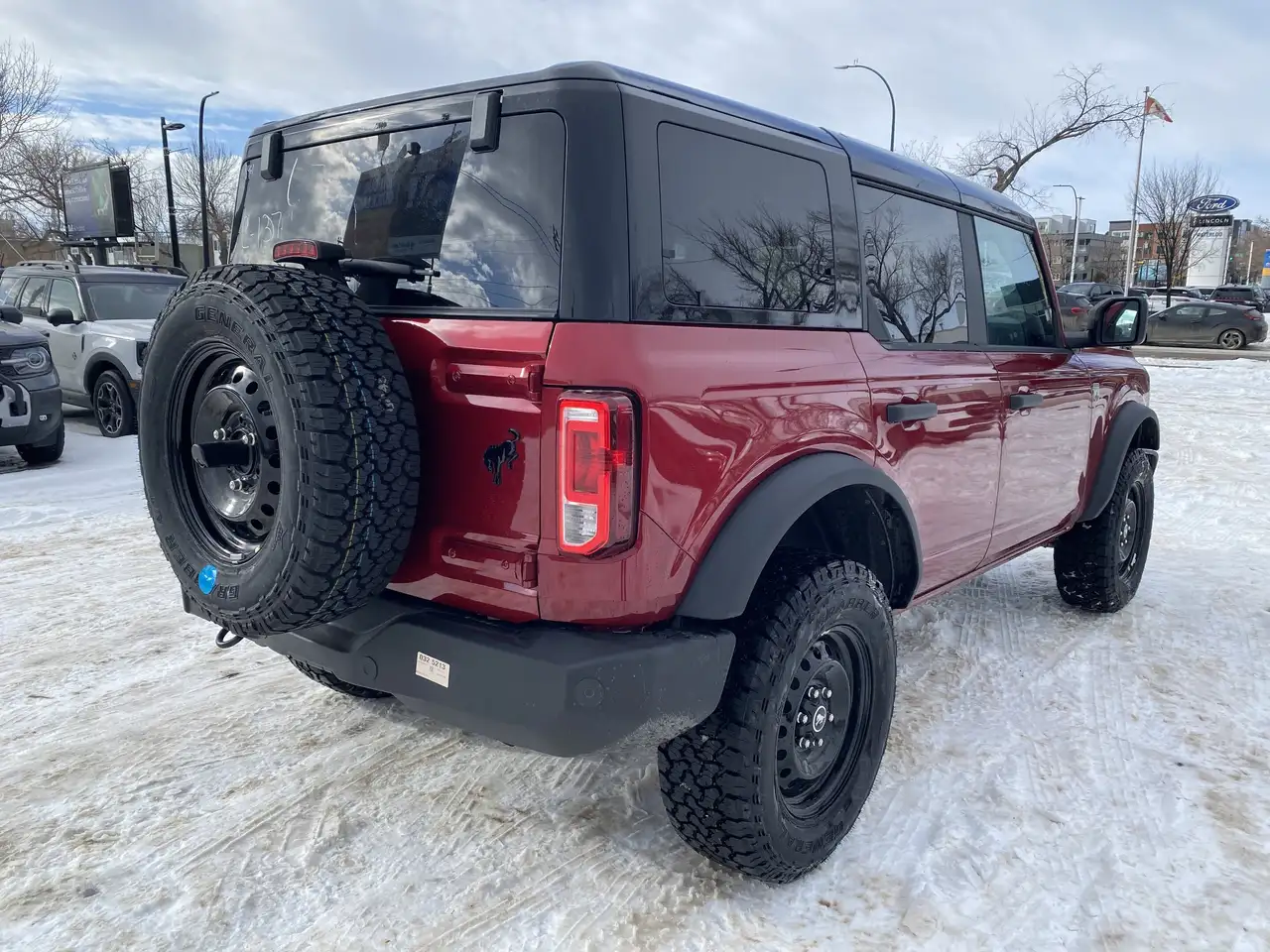 Ford Bronco снимка Ford Bronco
