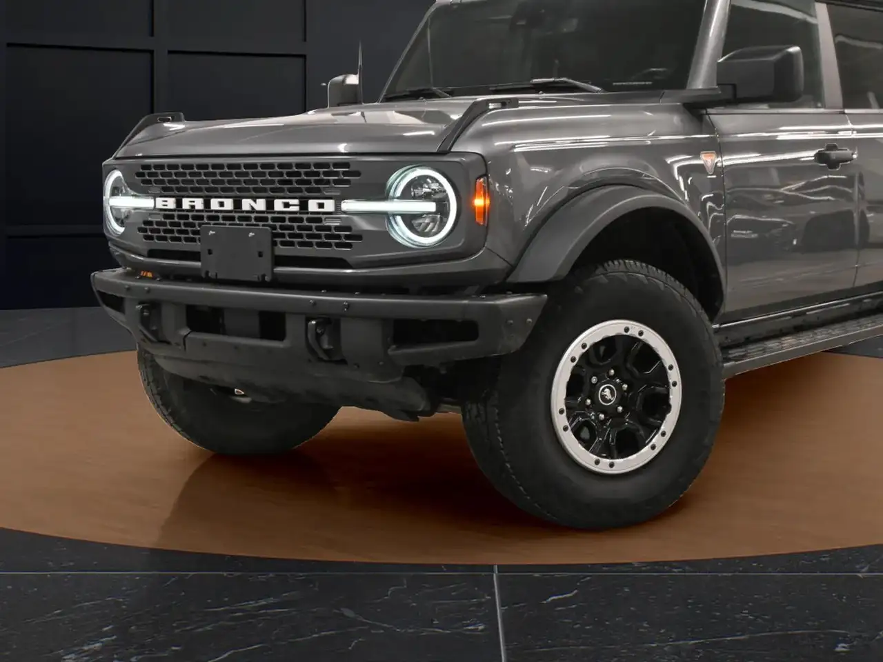 Ford Bronco снимка Ford Bronco