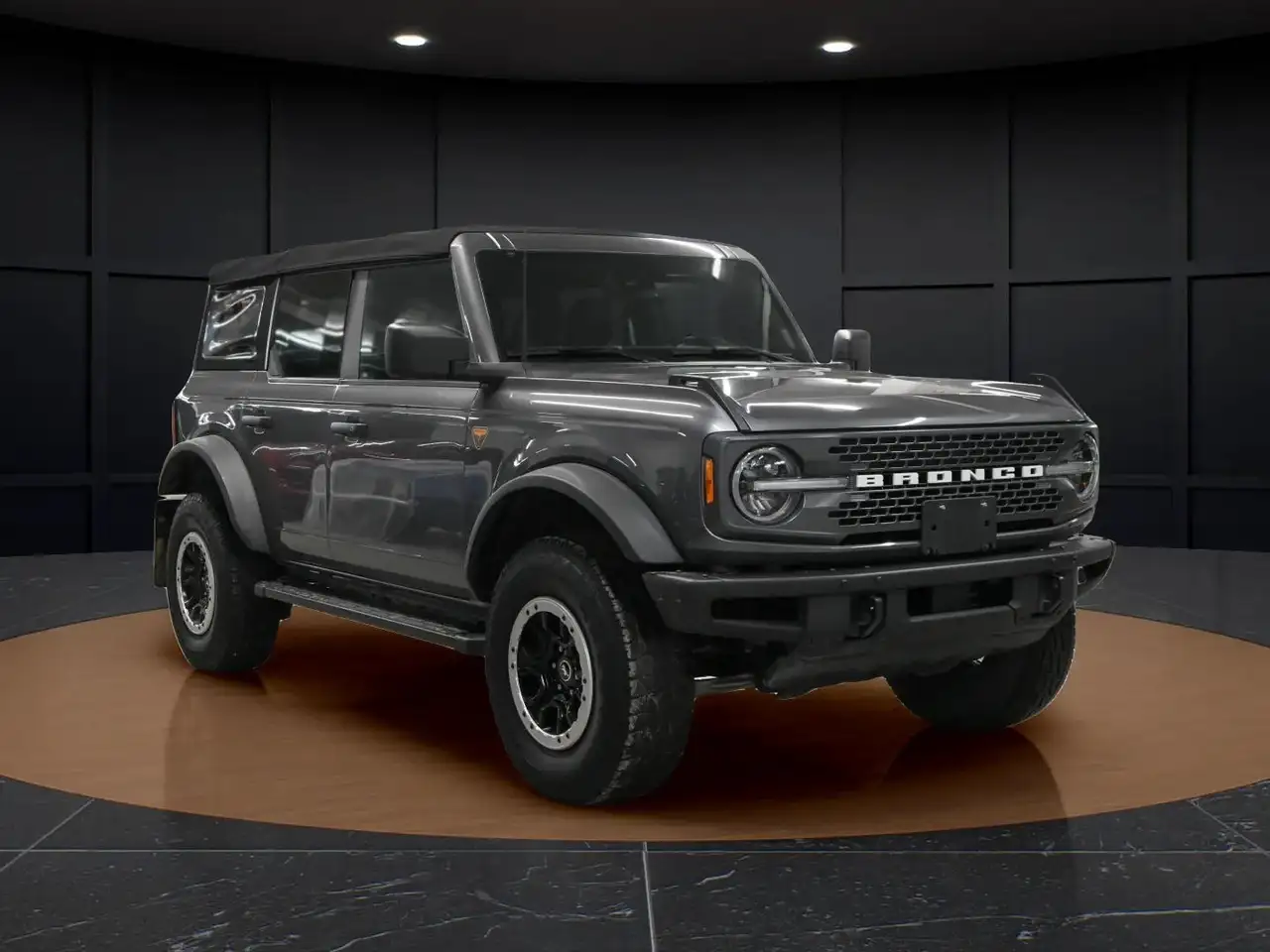 Ford Bronco снимка Ford Bronco