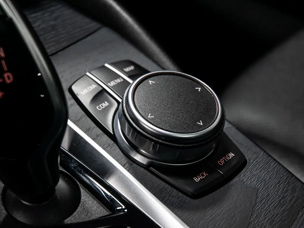 BMW 5 Series снимка BMW 5 Series