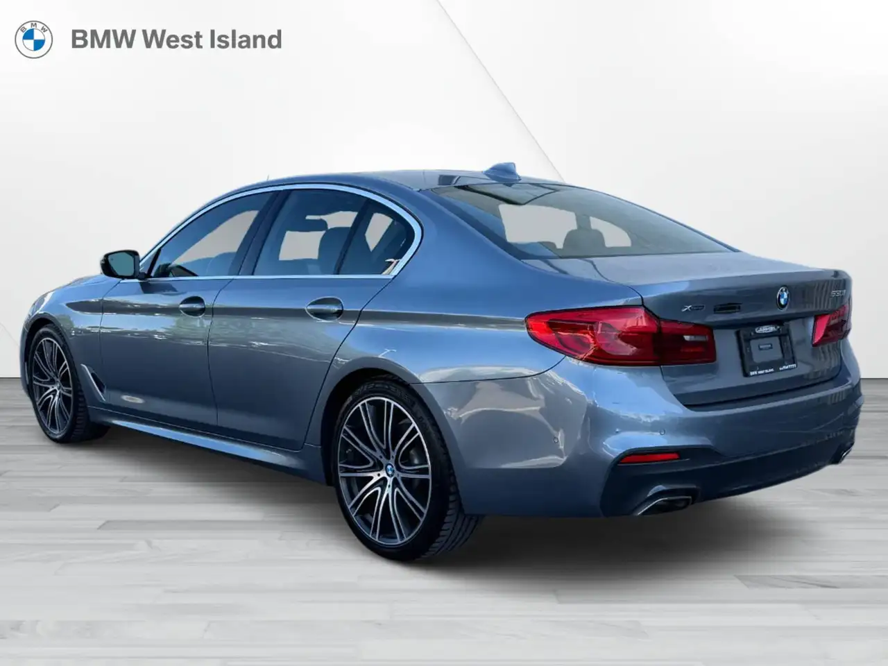BMW 5 Series снимка BMW 5 Series