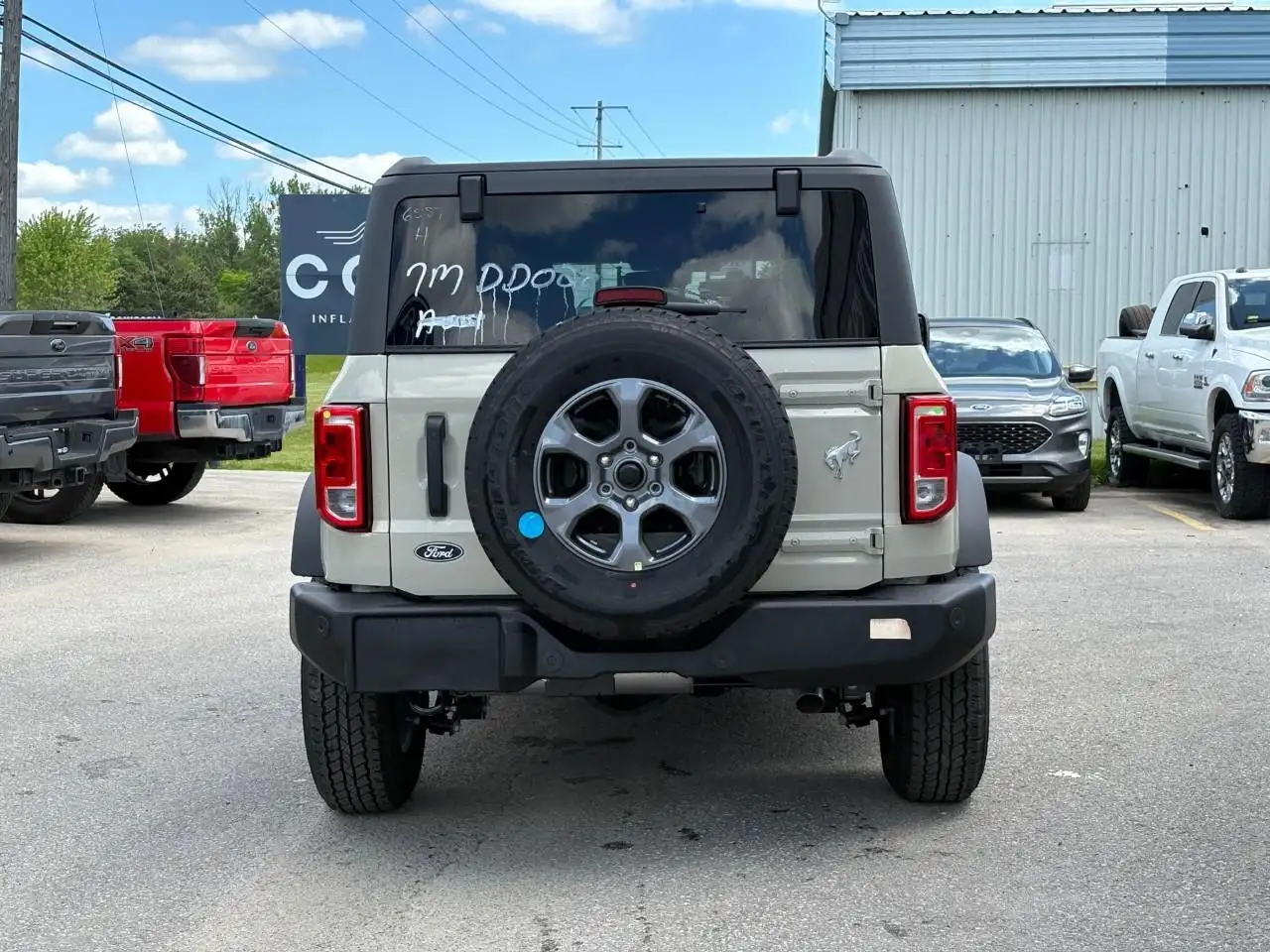 Ford Bronco снимка Ford Bronco