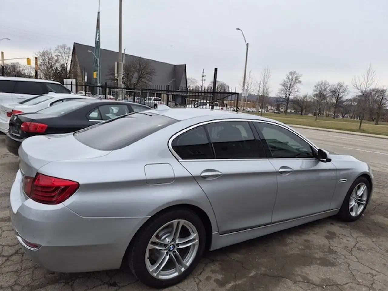 BMW 5 Series fotografie BMW 5 Series