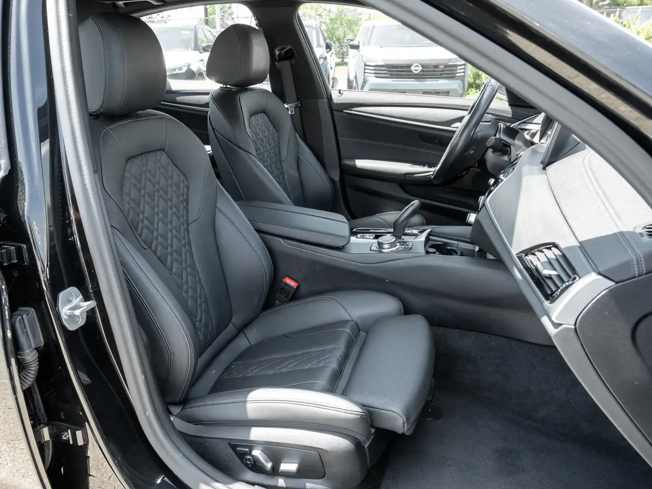 BMW 5 Series fotografie BMW 5 Series