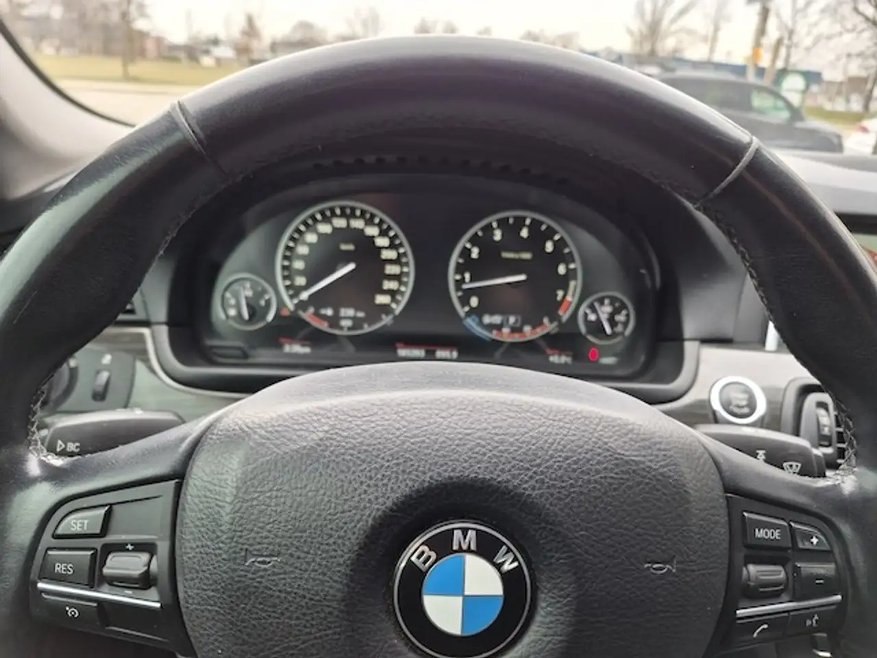 BMW 5 Series fotografie BMW 5 Series