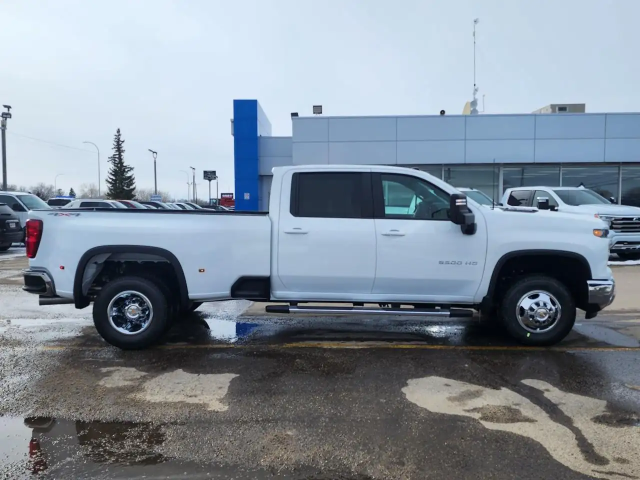 Chevrolet Silverado 3500 снимка Chevrolet Silverado 3500