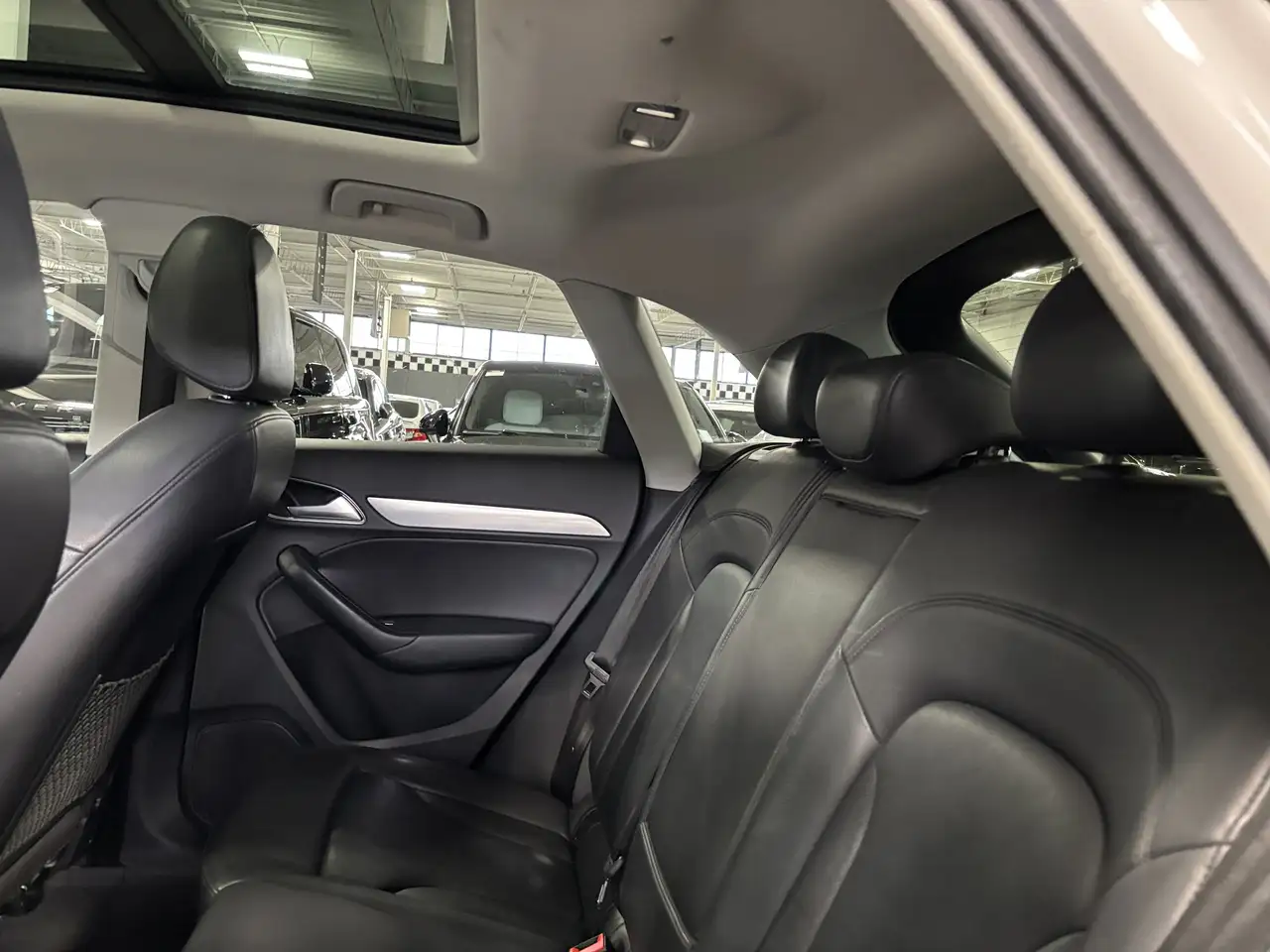 Audi Q3 fotografie Audi Q3