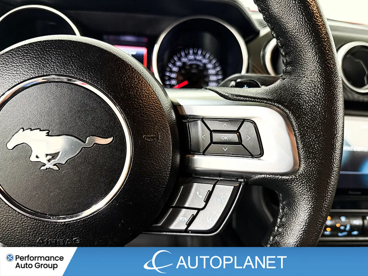 Ford Mustang photo Ford Mustang