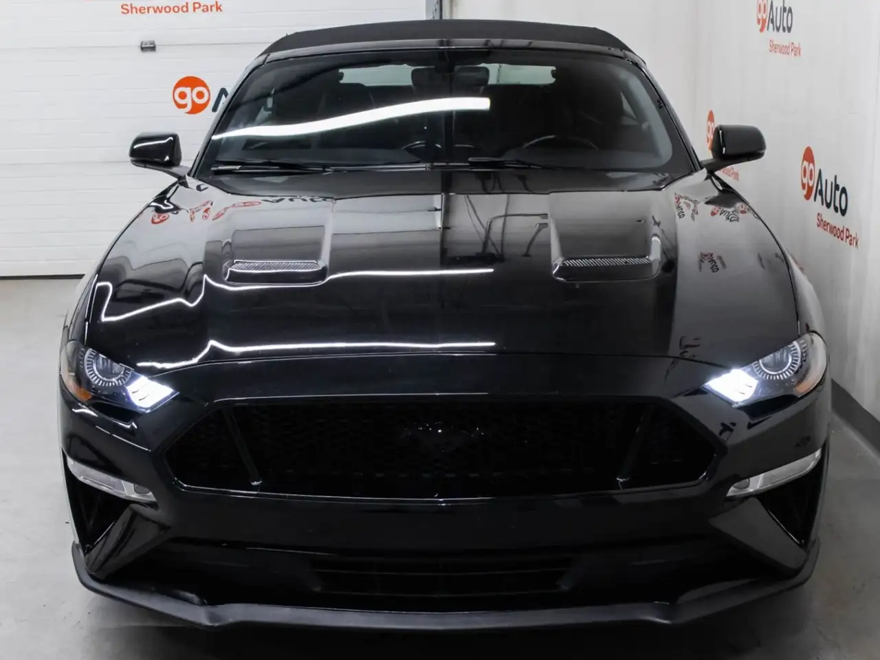 Ford Mustang снимка Ford Mustang