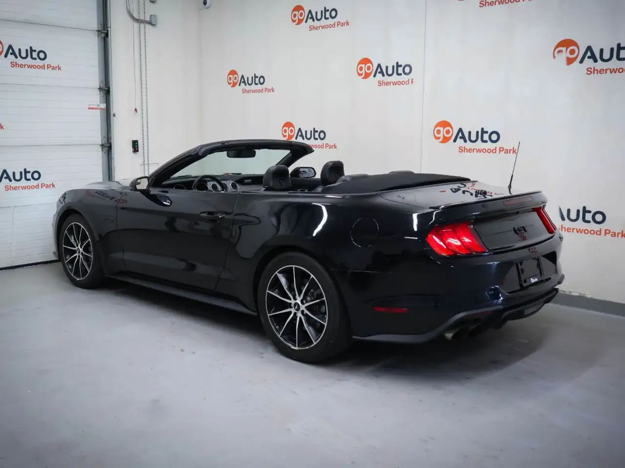 Ford Mustang снимка Ford Mustang