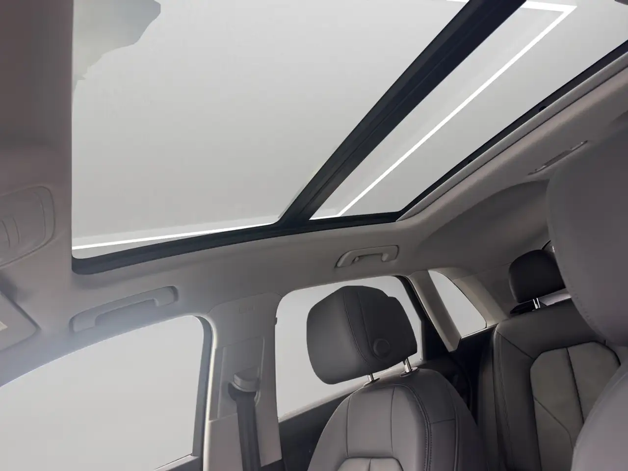 Audi Q3 снимка Audi Q3