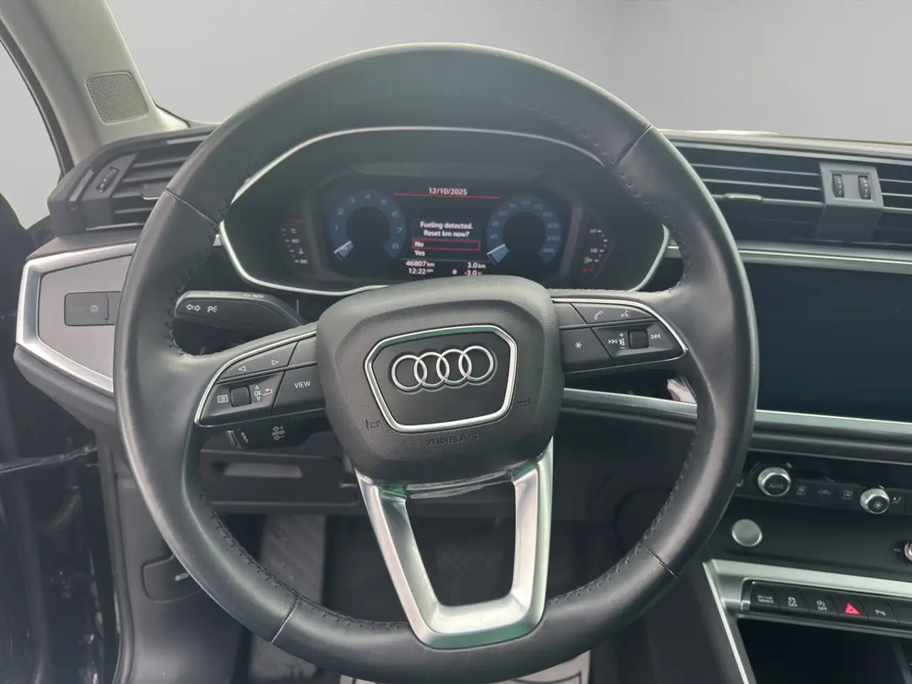 Audi Q3 снимка Audi Q3