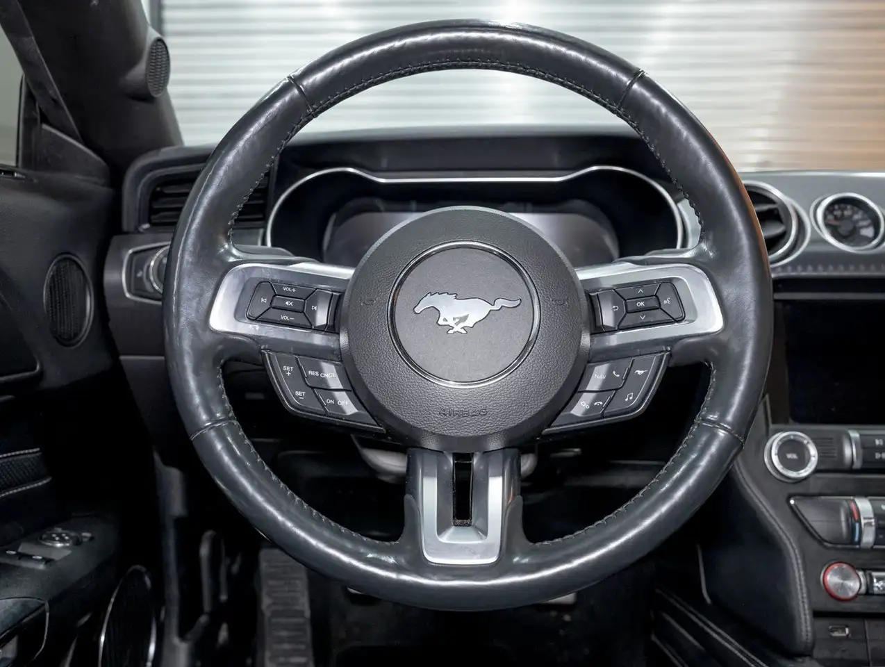 Ford Mustang снимка Ford Mustang