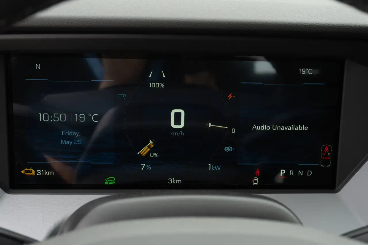 Chevrolet Bolt photo Chevrolet Bolt