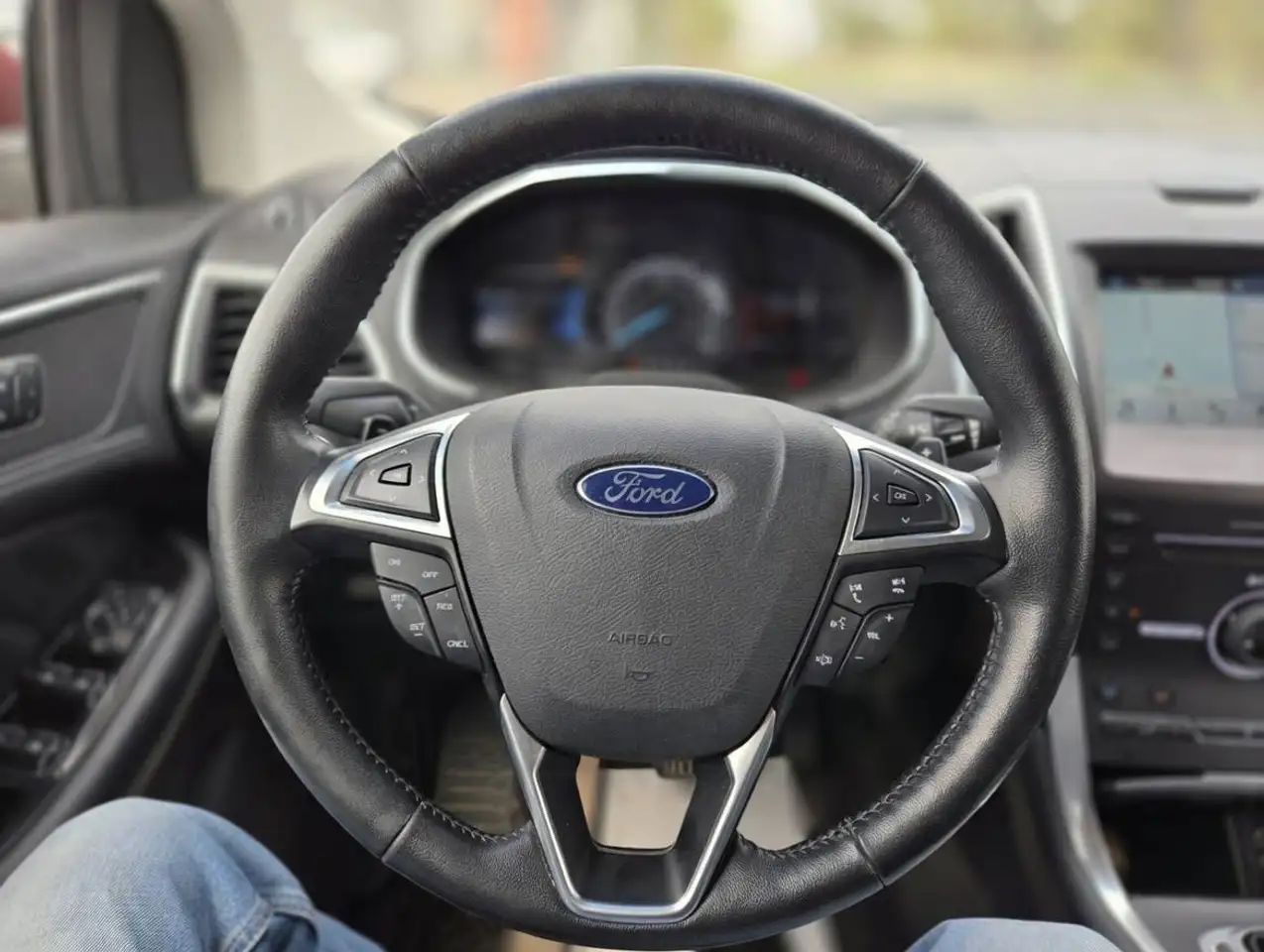 Ford Edge снимка Ford Edge