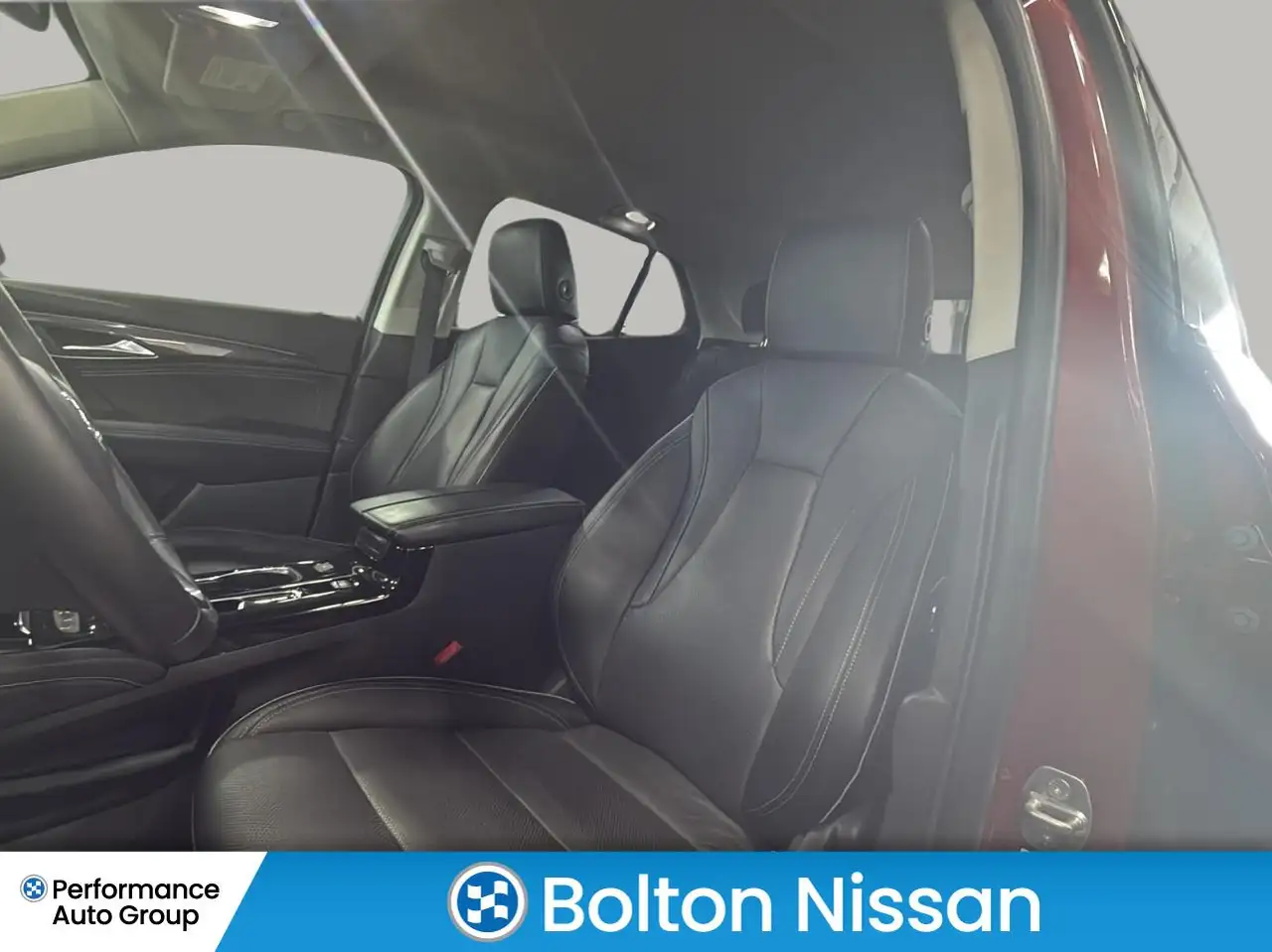 Buick Envision снимка Buick Envision