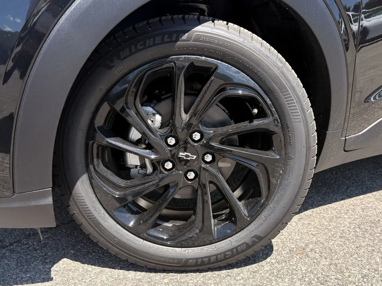 Chevrolet Bolt снимка Chevrolet Bolt
