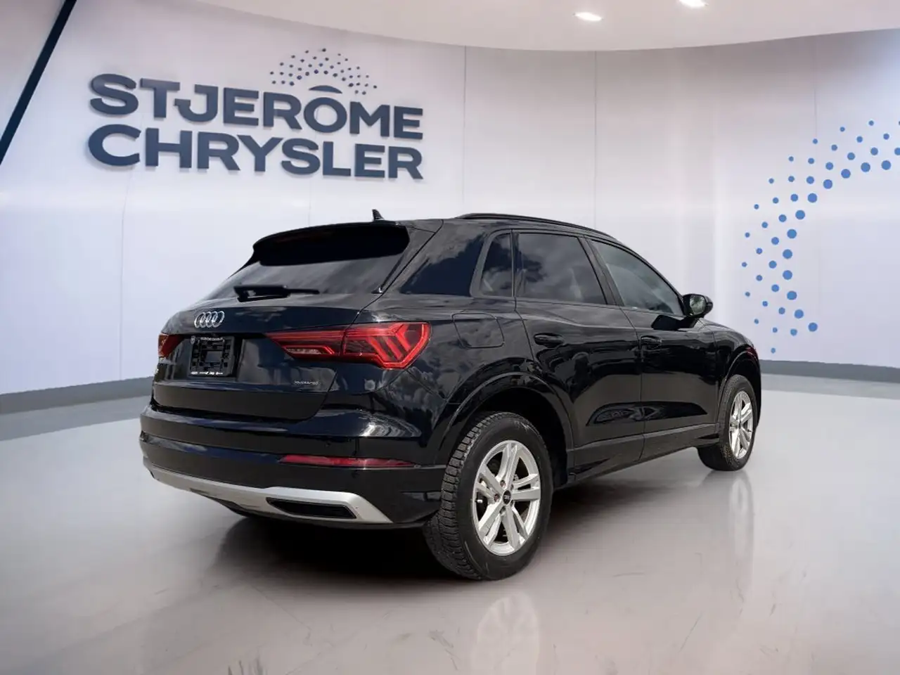 Audi Q3 снимка Audi Q3