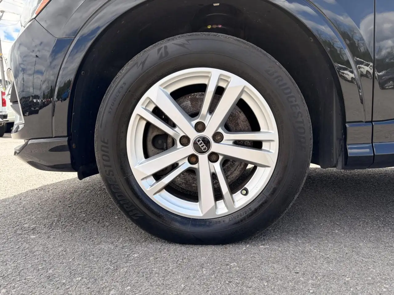 Audi Q3 снимка Audi Q3